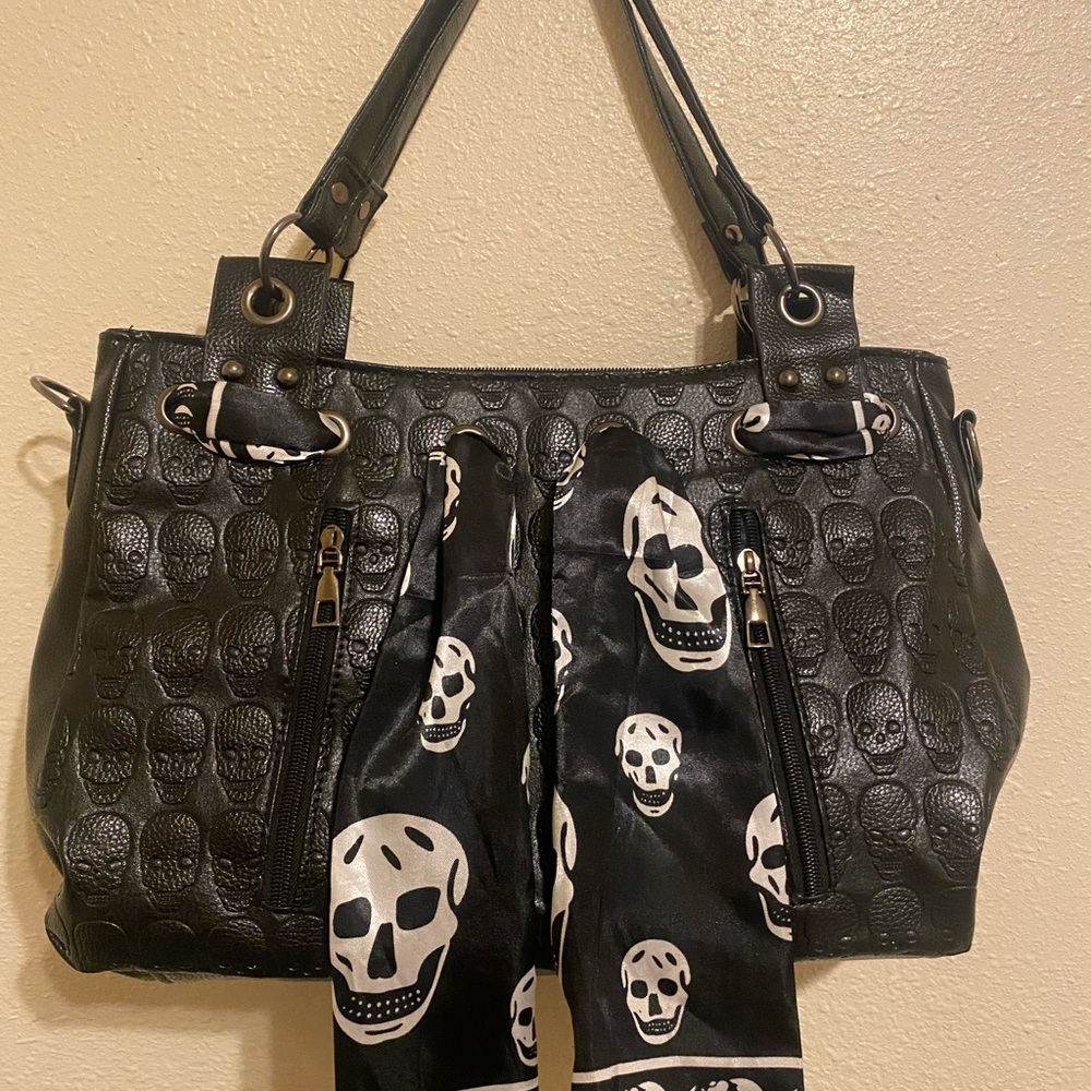 Black purse bag with skeleton scarf
